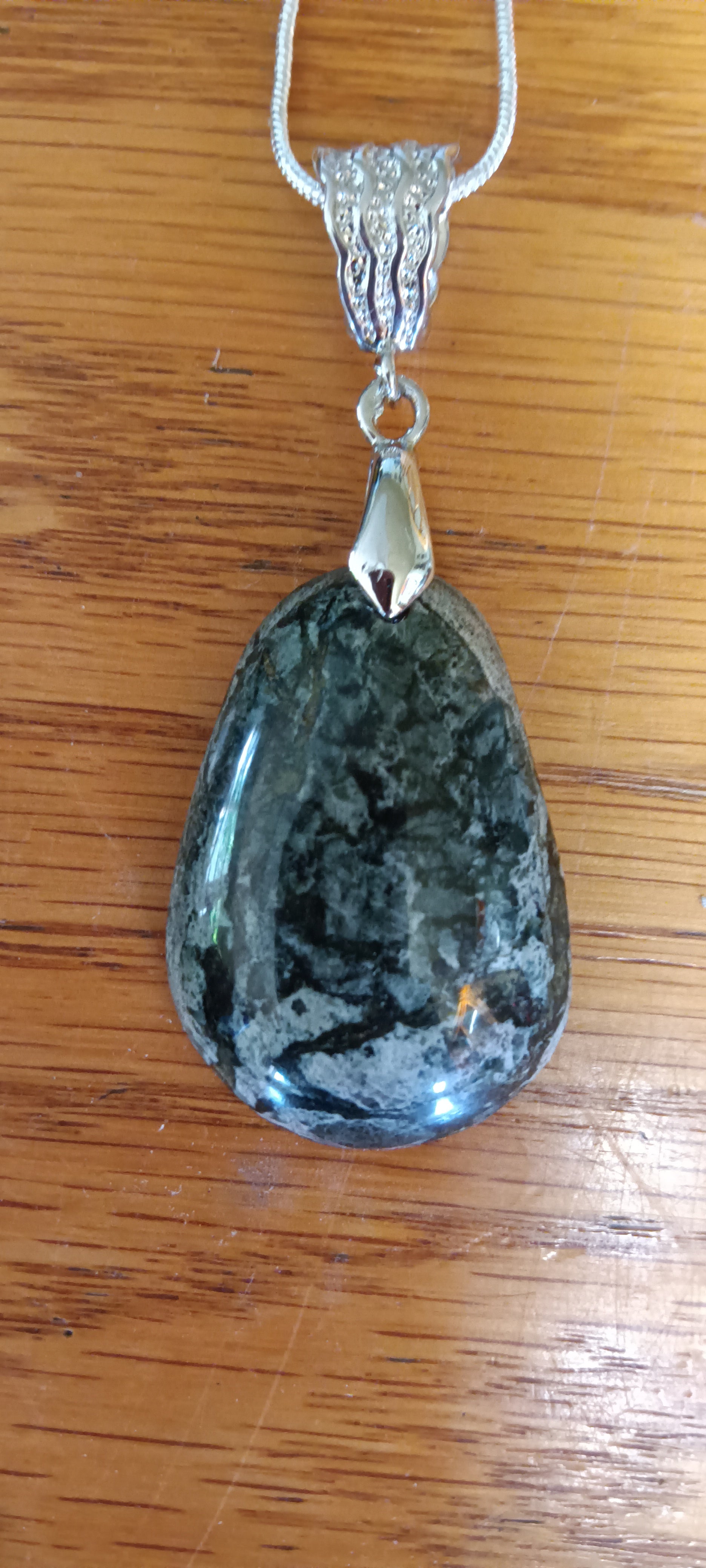 Breccia Aventurine — Yakima River Canyon — The Black Lightning