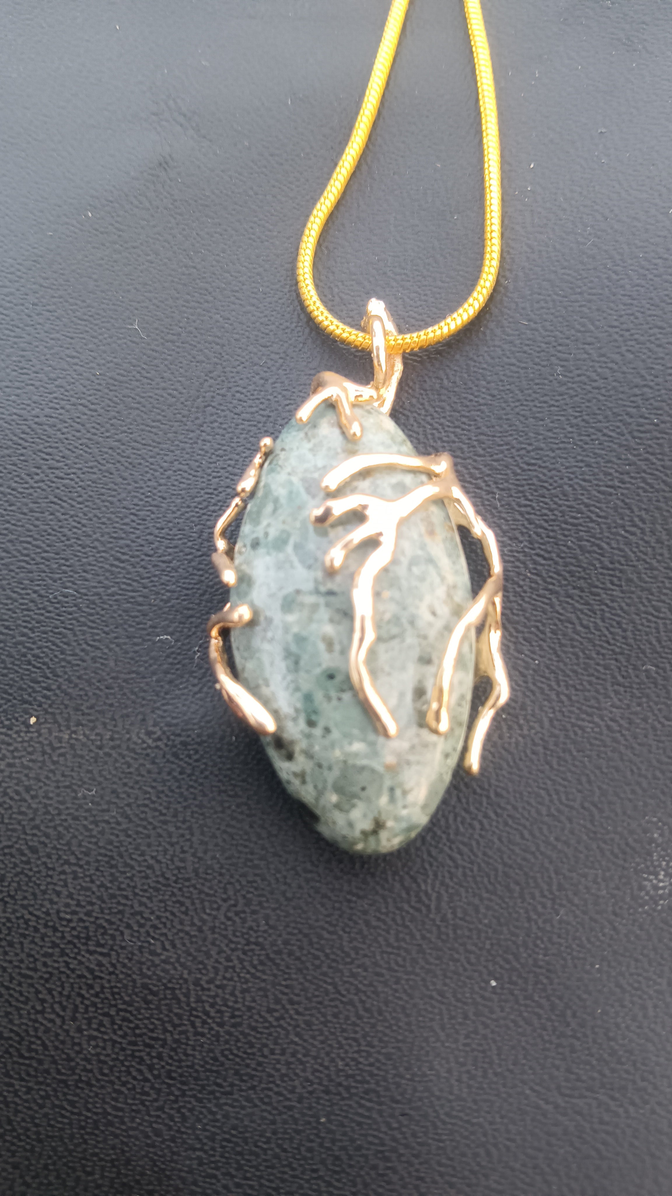Green serpentine pendant - Janyce's first solo stone handcrafted gemstone jewelry

