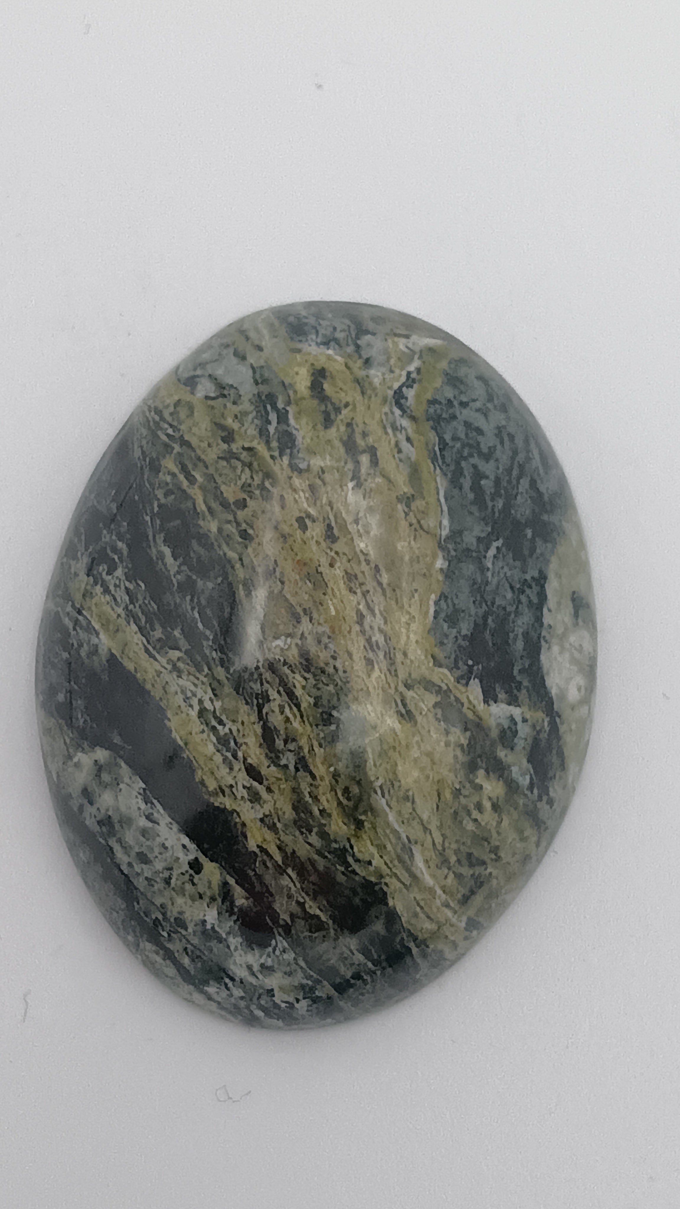 Yellow green jasper pendant necklace Jones Stones USA