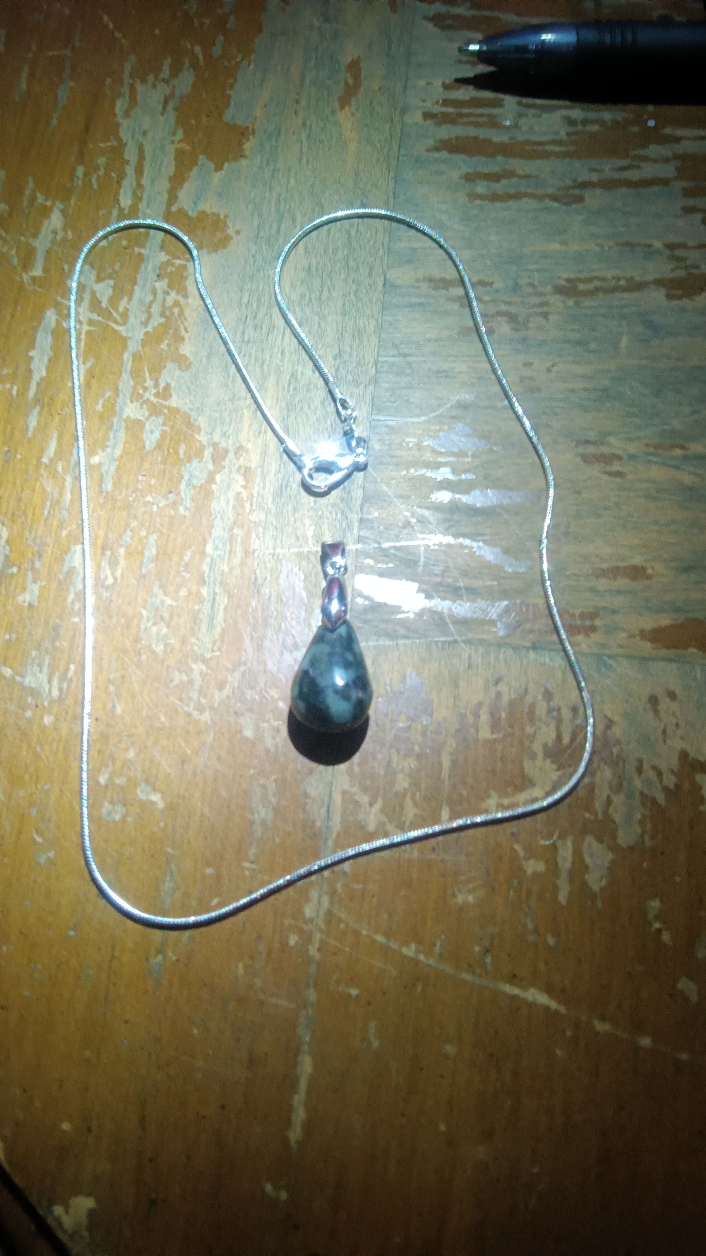 Emerald green serpentine teardrop pendant - handcrafted natural healing gemstone jewelry
